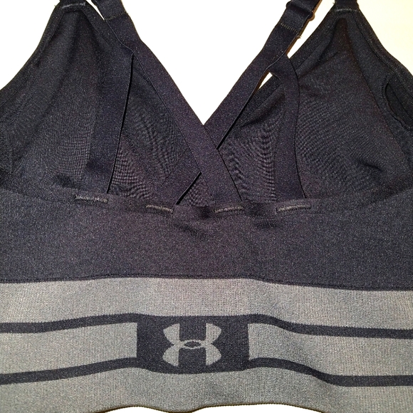 ☀️Under Armour Sports Bra, Black/Grey, M - Picture 1 of 5